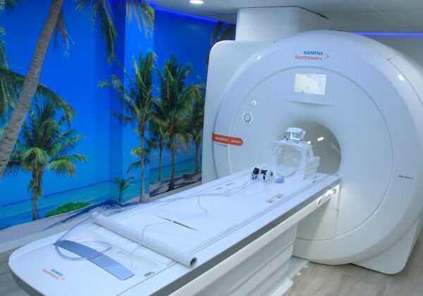 APARELHO DE RESSONÂNCIA MAGNÉTICA DO HOSPITAL MUNICIPAL DE JAGUARIÚNA REALIZA QUASE 2 MIL EXAMES EM UM ANO DE OPERAÇÃO aparelho-de-ressonancia-magnetica-do-hospital-municipal-de-jaguariuna-realiza-quase-2-mil-exames-em-um-ano-de-operacao