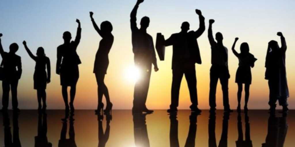 brasileiros-poderao-nao-ter-que-trabalhar-nunca-mais-as-sextas-feiras-mantendo-mesmo-salario