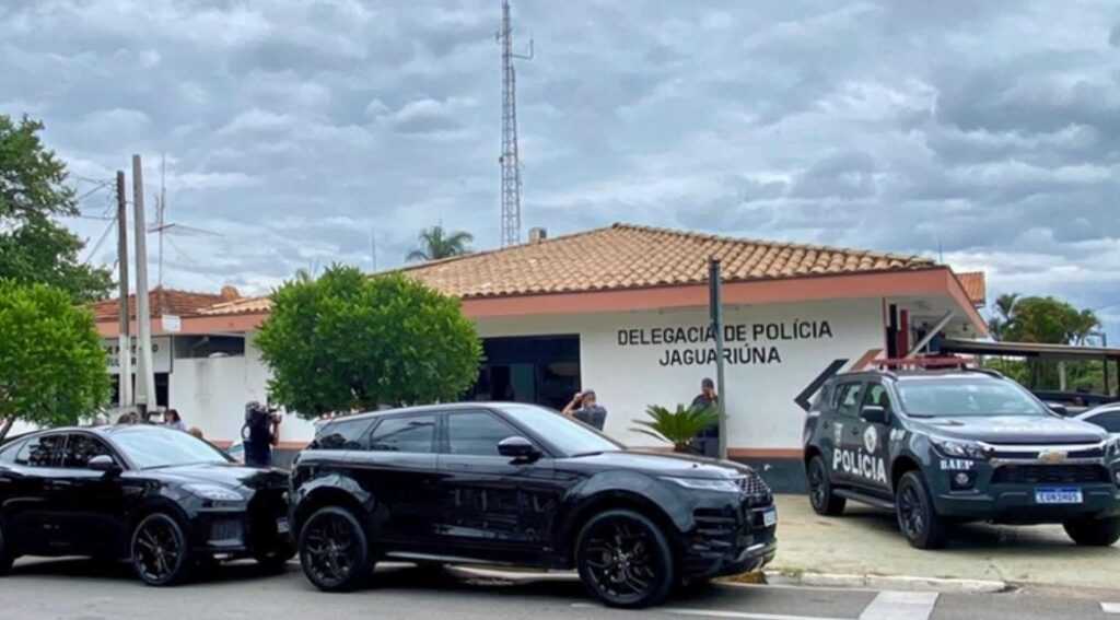 fantasma,-apontado-como-chefe-do-trafico-de-drogas-do-pcc-em-sp,-e-preso-com-a-esposa-em-santa-catarina 