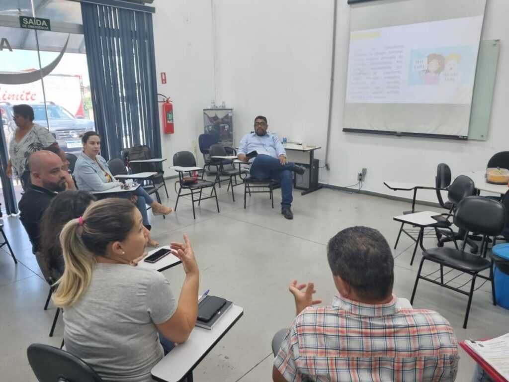 NOVOS CONSELHEIROS TUTELARES DE JAGUARIÚNA FAZEM CURSO DE CAPACITAÇÃO novos-conselheiros-tutelares-de-jaguariuna-fazem-curso-de-capacitacao