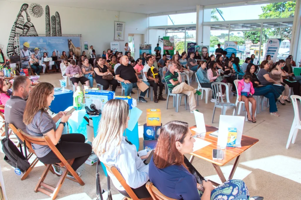 PREFEITURA DE JAGUARIÚNA REALIZA FEIRÃO DE EMPREGOS NO BOULEVARD EM SETEMBRO prefeitura-de-jaguariuna-realiza-feirao-de-empregos-no-boulevard-em-setembro
