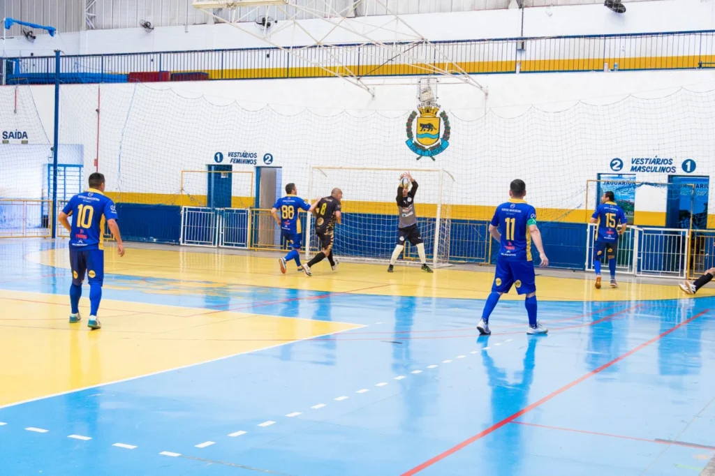 jaguariuna-recebe-14-jogos-das-tacas-prata-e-ouro-de-futsal-neste-final-de-semana