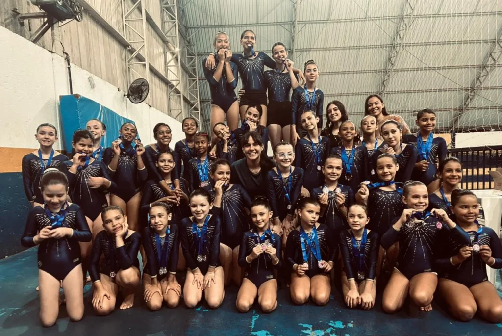competicao-interna-encerra-temporada-da-ginastica-artistica-em-jaguariuna