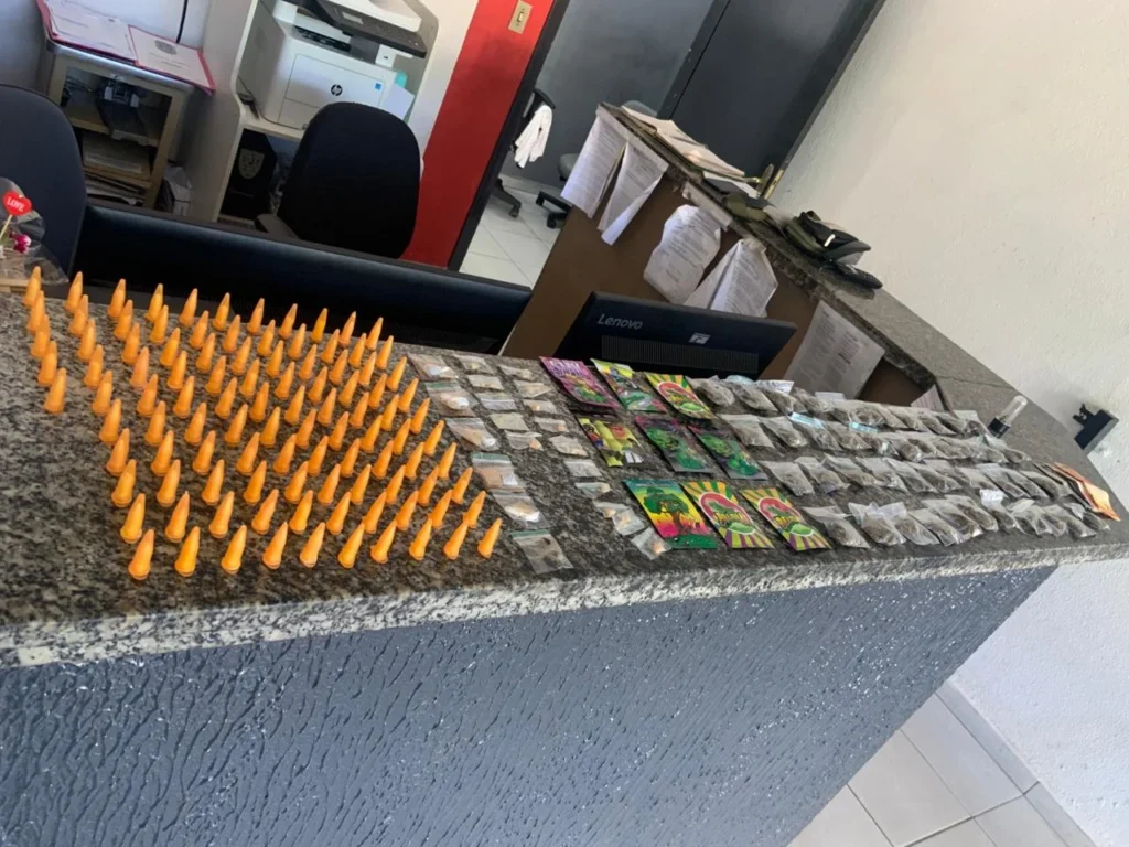 gcm-prende-homem-por-trafico-de-drogas-no-bairro-nassif,-em-jaguariuna