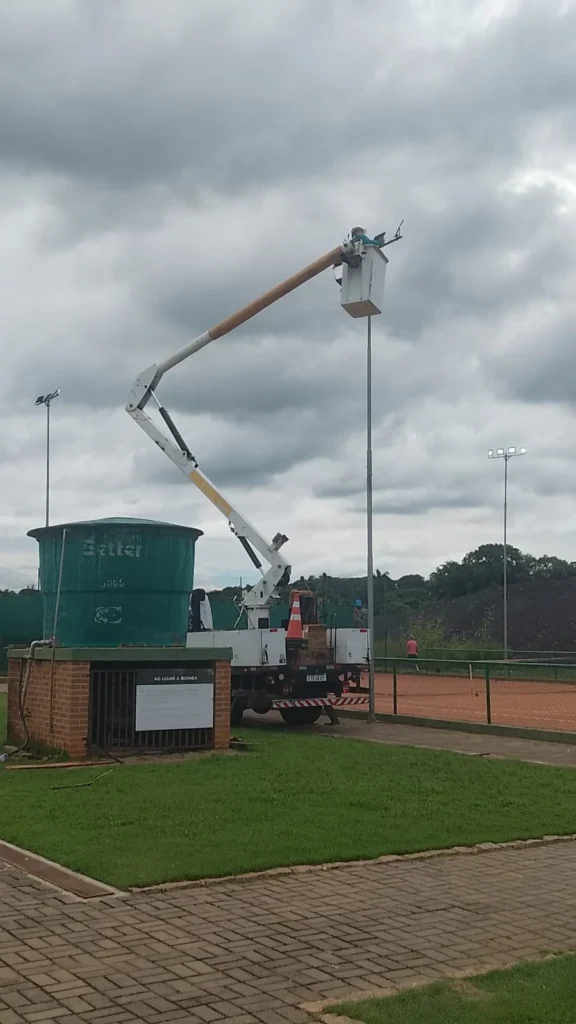 COMPLEXO MUNICIPAL DE TÊNIS DE JAGUARIÚNA GANHA NOVA ILUMINAÇÃO DE LED complexo-municipal-de-tenis-de-jaguariuna-ganha-nova-iluminacao-de-led