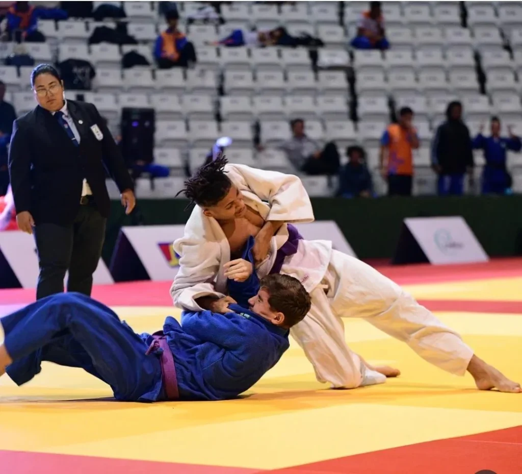 atletas-de-jaguariuna-garantem-classificacao-para-final-do-campeonato-paulista-de-judo