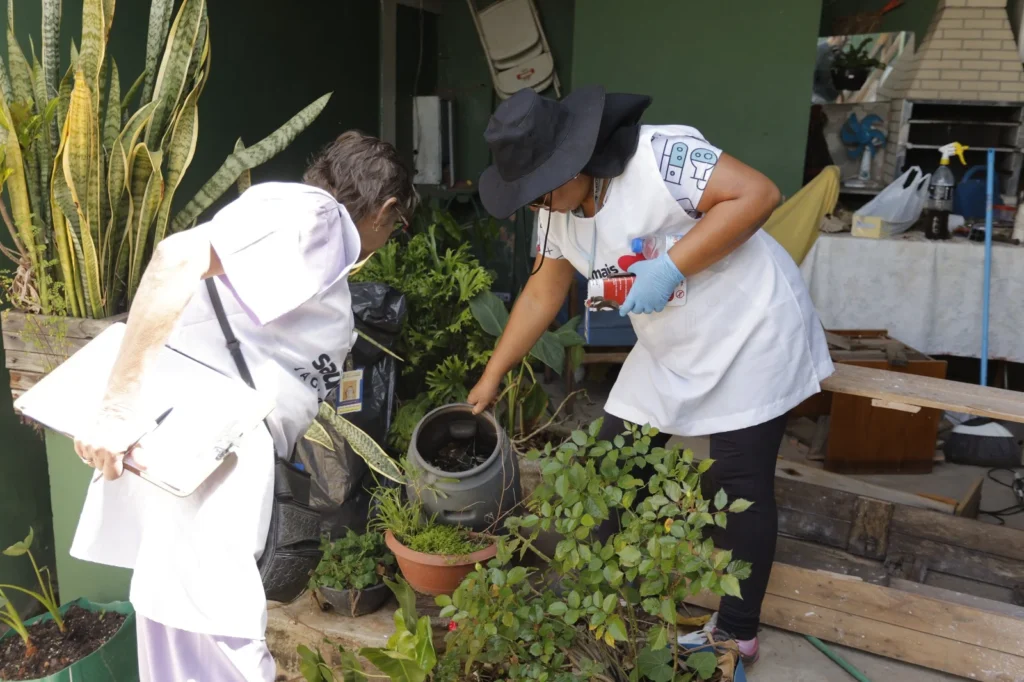 saude-reforca-acoes-contra-a-dengue-no-bairro-cruzeiro-do-sul-neste-sabado