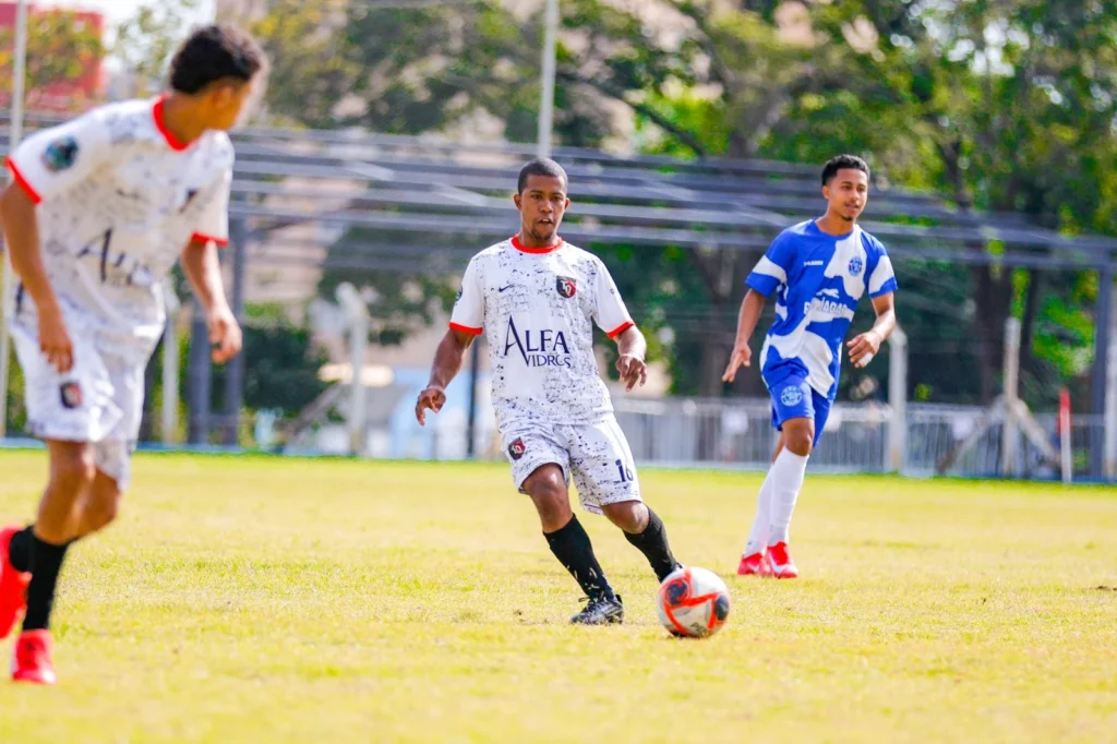 taca-prata-do-amadorzao-de-jaguariuna-tera-oito-jogos-no-final-de-semana