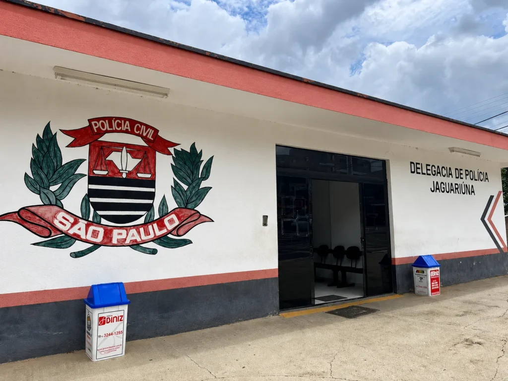 Mãe é apreendida em Jaguariúna depois de denúncia de agressão contra filho de cinco anos mae-e-presa-em-jaguariuna-apos-denuncia-de-agressao-contra-filho-de-5-anos