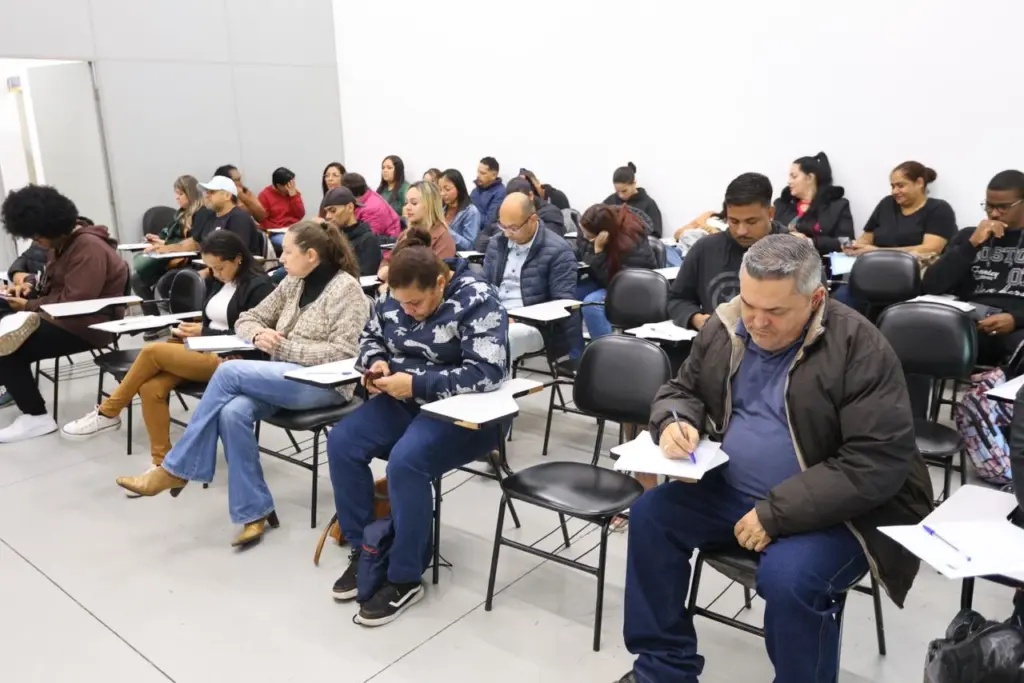 PAT de Jaguariúna promove mutirão com mais de 50 vagas na indústria pat-de-jaguariuna-promove-mutirao-com-mais-de-50-vagas-na-industria