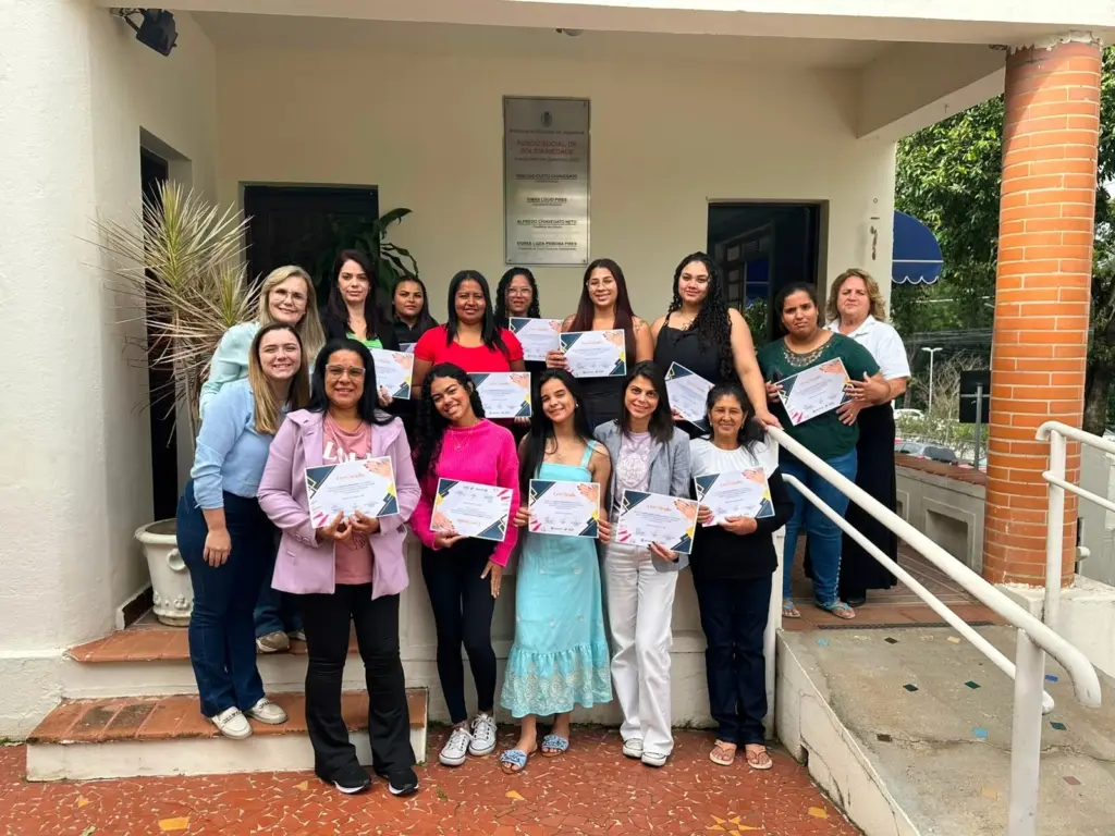 fundo-social-conclui-curso-de-manicure-e-abre-inscricoes-para-novas-turmas