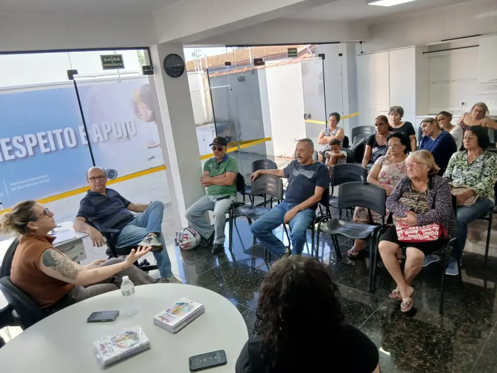 CRAS Centro promove ação de conscientização sobre violência contra a mulher cras-centro-promove-acao-de-conscientizacao-sobre-violencia-contra-a-mulher