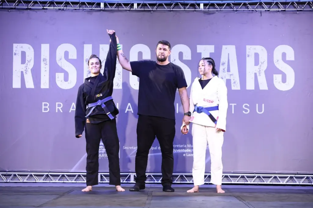 Seis esportistas de Jaguariúna vencem combates no Rising Stars Brazilian Jiu Jitsu seis-atletas-de-jaguariuna-vencem-combates-no-rising-stars-brazilian-jiu-jitsu