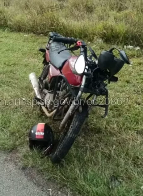 motociclista-morre-apos-bater-na-traseira-de-caminhao-na-sp-340-em-jaguariuna