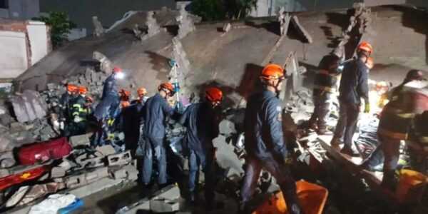 Desabamento de edifício em construção deixa dois mortos em São Paulo desabamento-de-predio-em-construcao-deixa-dois-mortos-em-sao-paulo