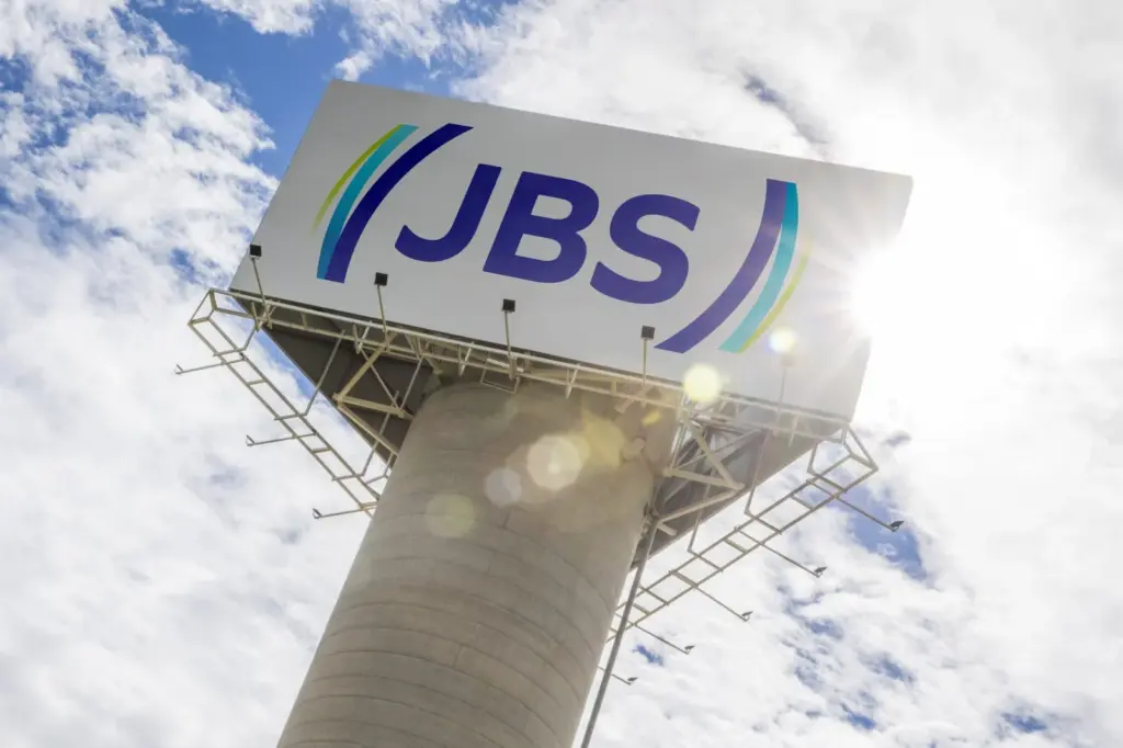 jbs-abre-inscricoes-para-programa-de-estagio-2027-em-sete-unidades-do-interior-de-sp